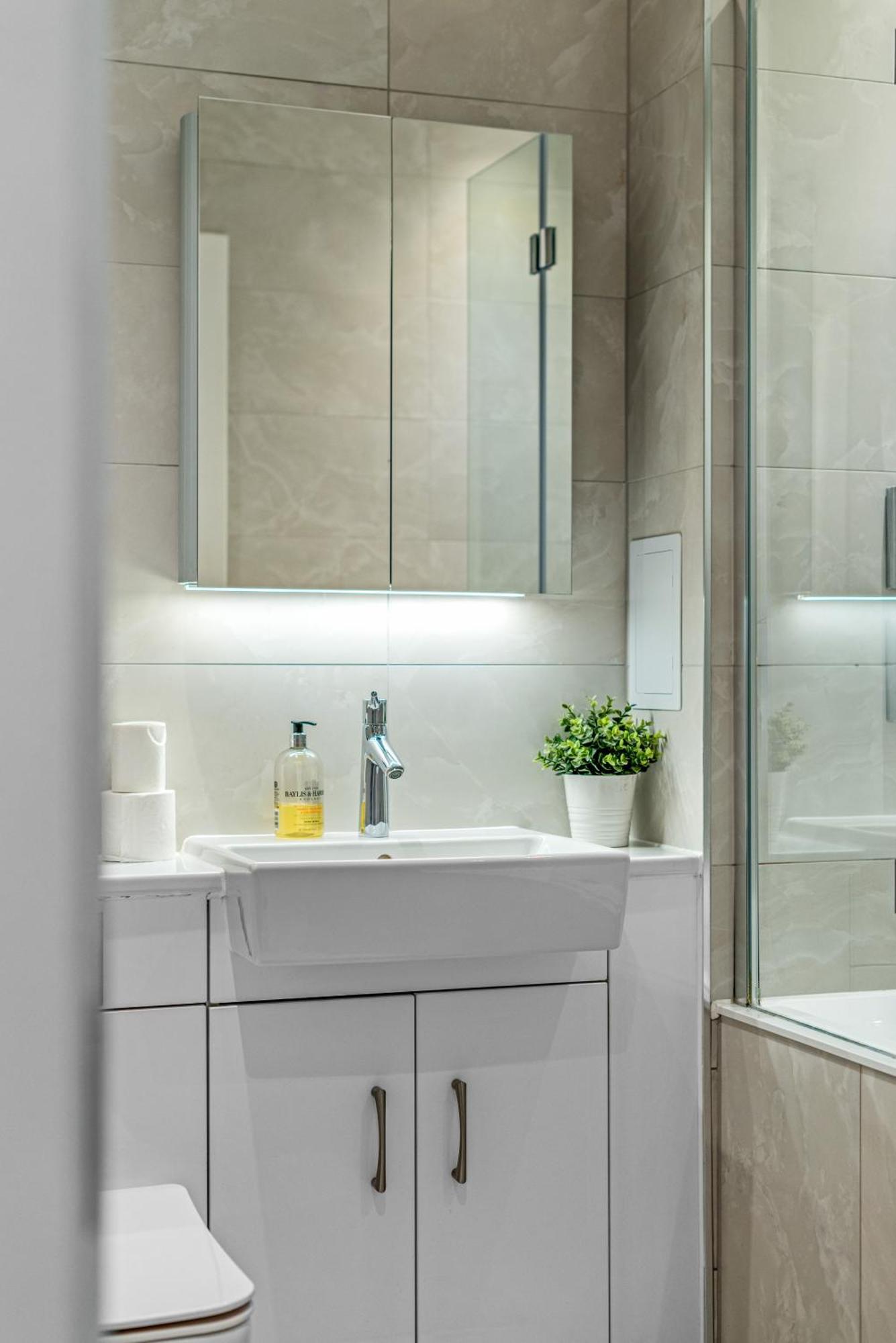 Londwell, Heart Of Notting Hill, Balcony Suite Luxury London Eksteriør billede